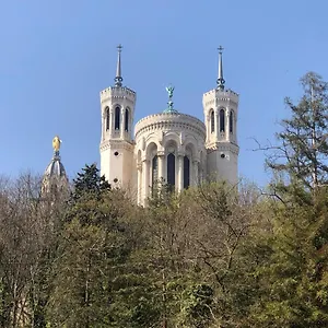 https://coeur-vieux-lyon.hotels-rhonealpes.com