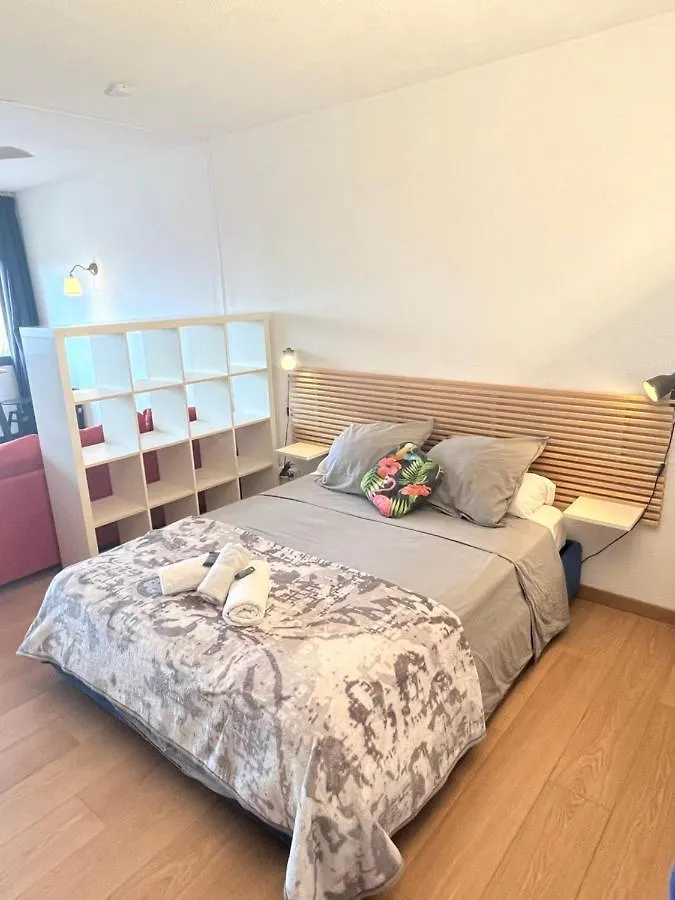Appartement Confortable, Petite Vue Mer Et Piscine Cassis 0*,  France