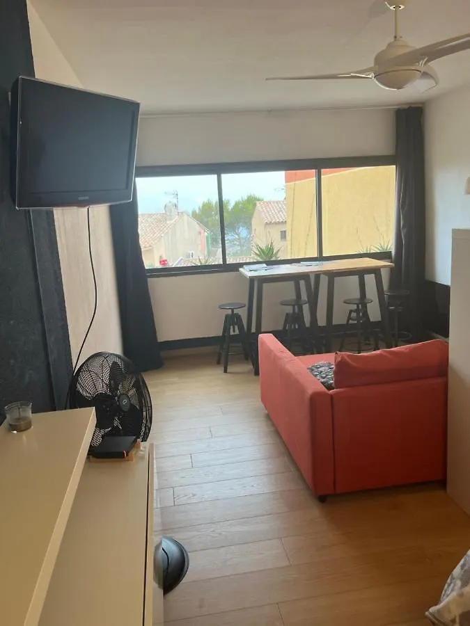 Appartement Confortable, Petite Vue Mer Et Piscine Cassis